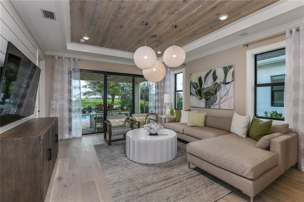 18352 ROCKPORT PLACE - Interior/Exterior Photo 4 - LAKEWOOD RANCH, FL