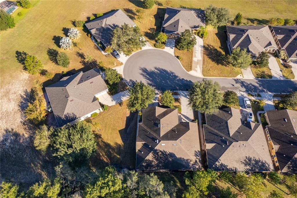 21612 BELGIAN COURT - Interior/Exterior Photo 3 - MOUNT DORA, FL