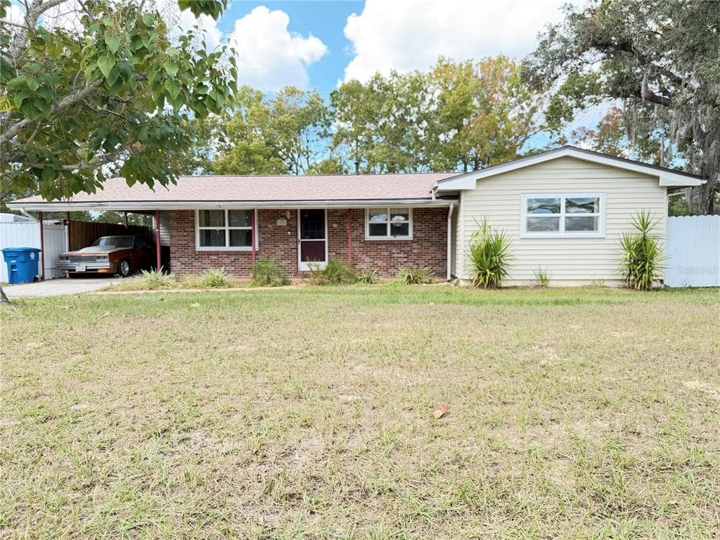 1509 FINLAND DRIVE - 3bd/2ba - $225,000 - SPRING HILL, FL