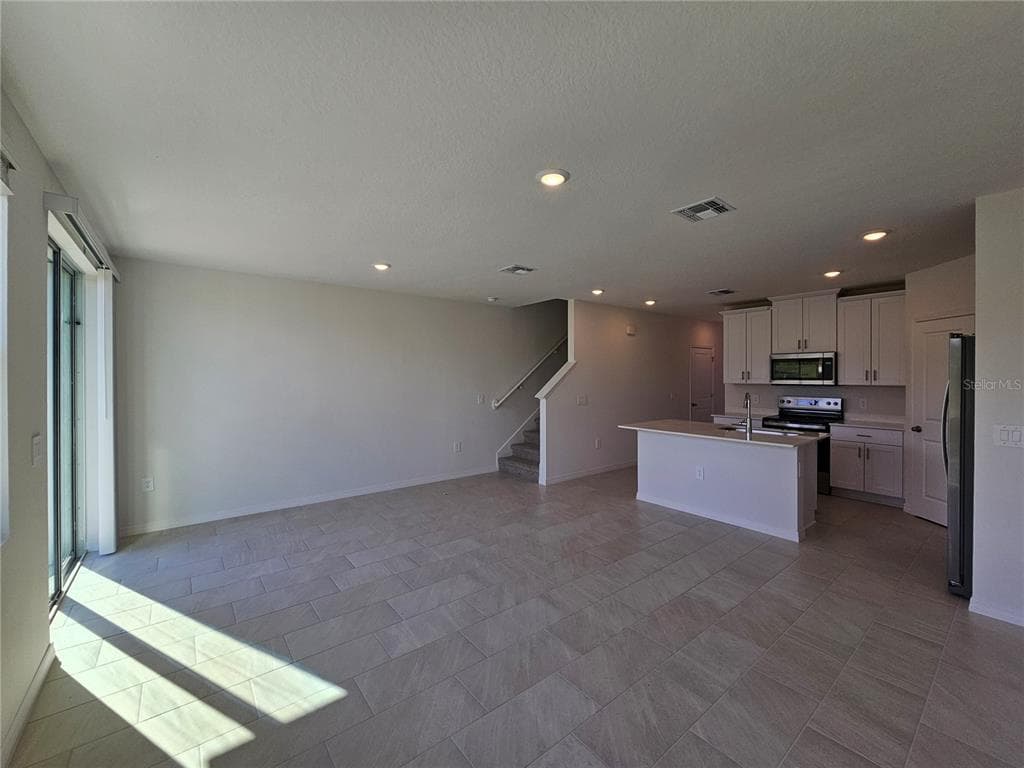 713 SPARTINA WAY - Interior/Exterior Photo 4 - LADY LAKE, FL