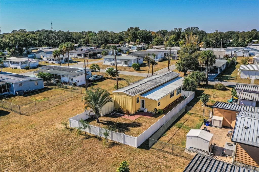 1612 SPRING DRIVE - Interior/Exterior Photo 2 - LAKELAND, FL