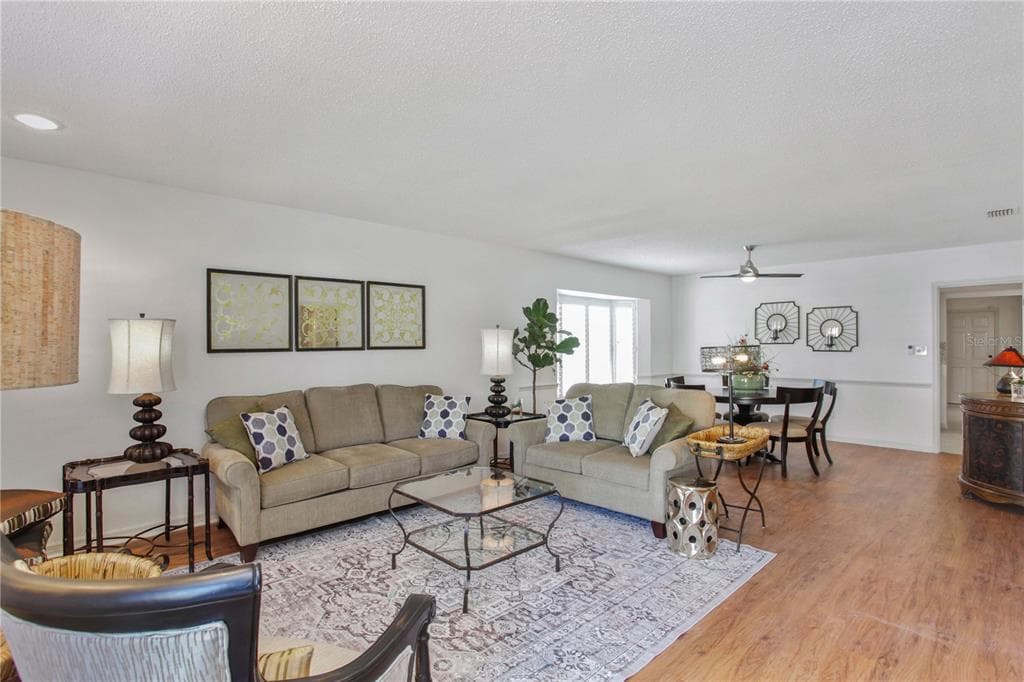 null - Interior/Exterior Photo 2 - ORLANDO, FL