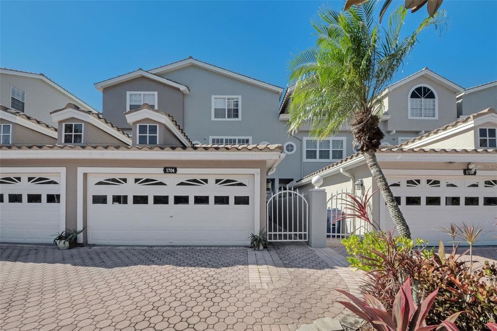 1704 LAGO VISTA BOULEVARD - Interior/Exterior Photo 5 - PALM HARBOR, FL