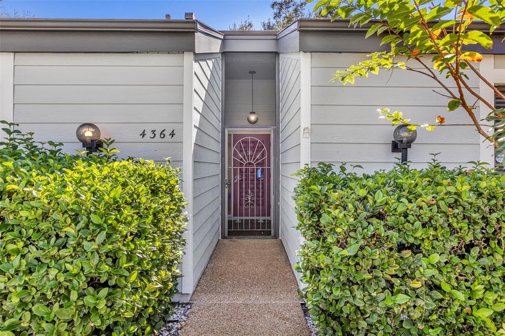 4364 WOODMANS CHART UNIT 142 - Interior/Exterior Photo 4 - SARASOTA, FL