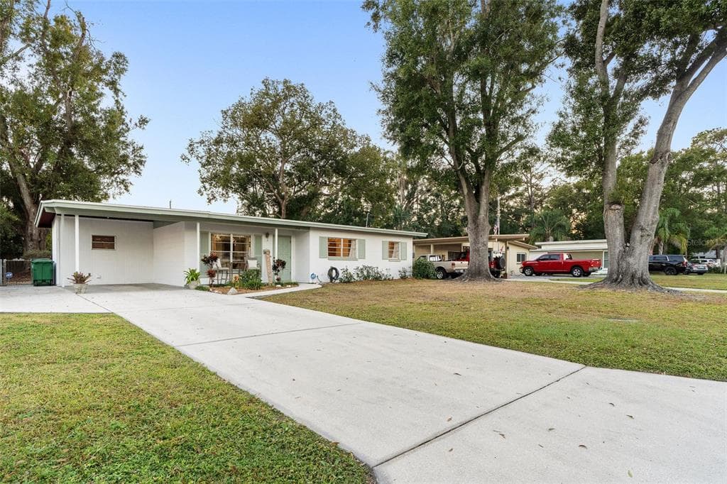 1712 W JEAN STREET - Interior/Exterior Photo 2 - TAMPA, FL