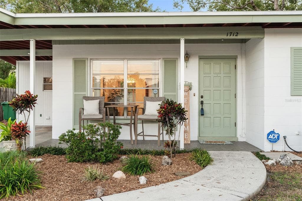 1712 W JEAN STREET - Interior/Exterior Photo 3 - TAMPA, FL