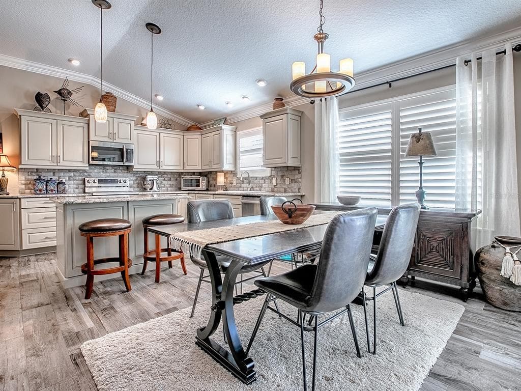 3632 UKULELE STREET - Interior/Exterior Photo 3 - THE VILLAGES, FL