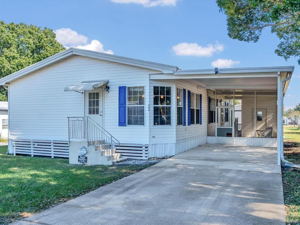 444 SKYLINE DRIVE W - 3bd/2ba - $199,000 - LAKELAND, FL