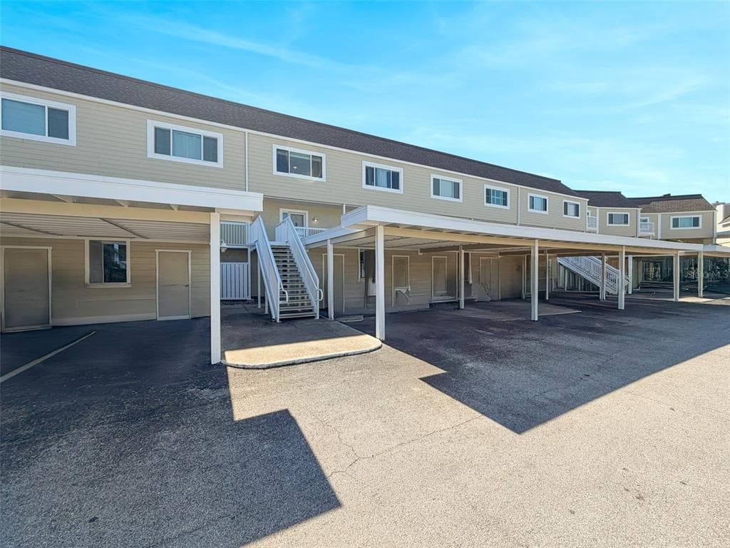 433 S PAULA DRIVE UNIT 23 - Interior/Exterior Photo 3 - DUNEDIN, FL