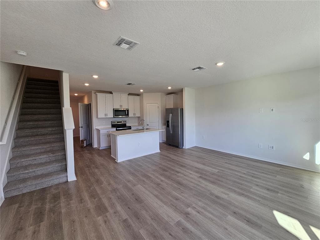 717 SPARTINA WAY - Interior/Exterior Photo 4 - LADY LAKE, FL