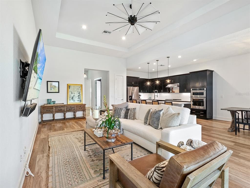 7857 REDONDA LOOP - Interior/Exterior Photo 5 - LAKEWOOD RANCH, FL