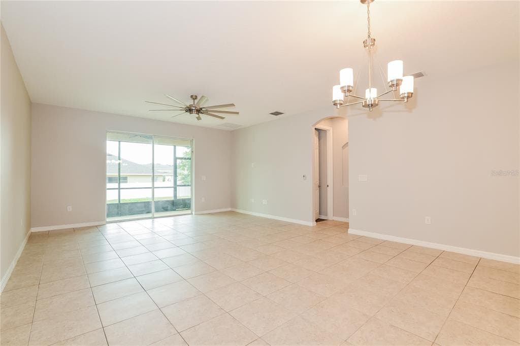 1178 MERION DRIVE - Interior/Exterior Photo 3 - MOUNT DORA, FL