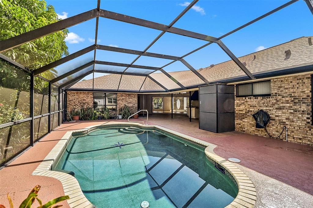 4714 LONG LAKE DRIVE - Interior/Exterior Photo 4 - SARASOTA, FL