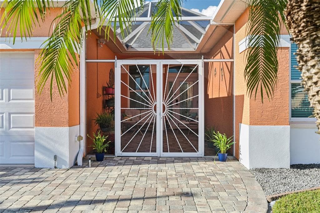 6236 WEYMOUTH DRIVE - Interior/Exterior Photo 4 - SARASOTA, FL