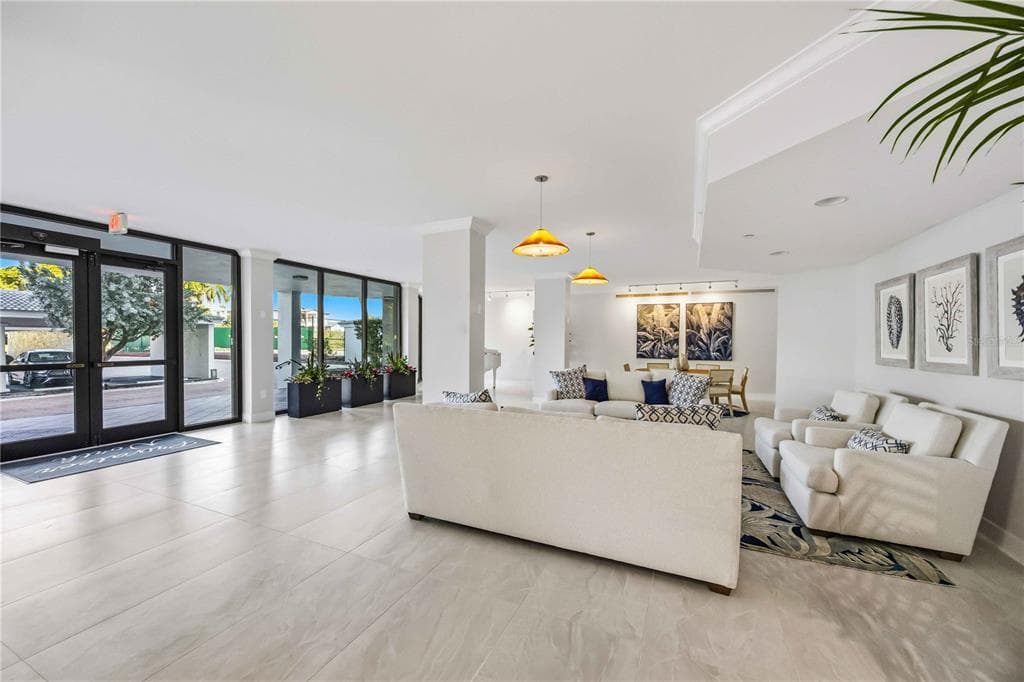 1050 LONGBOAT CLUB ROAD UNIT 301 - Interior/Exterior Photo 4 - LONGBOAT KEY, FL