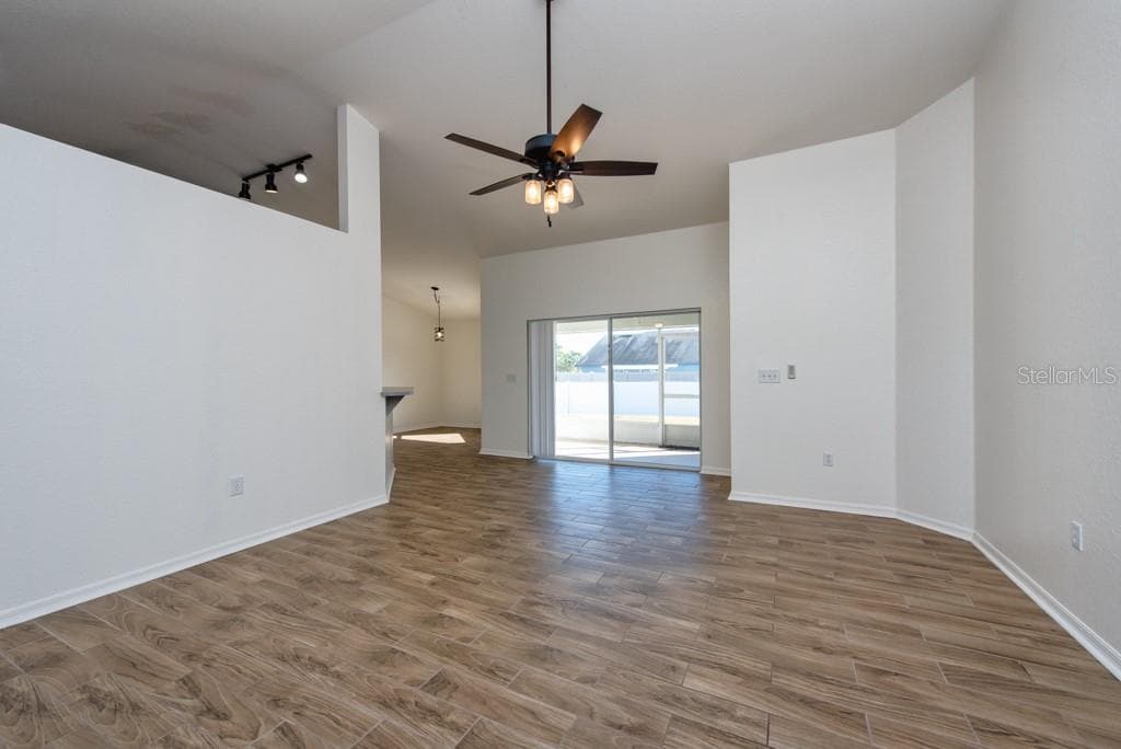 5658 FISCHER DRIVE - Interior/Exterior Photo 2 - LAKELAND, FL