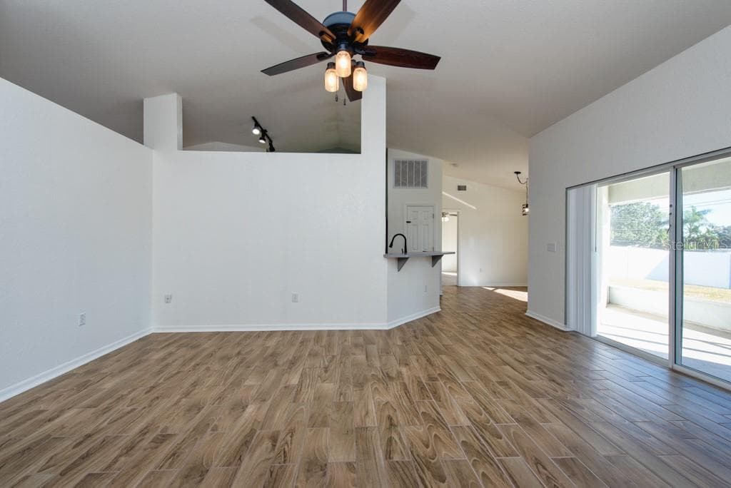 5658 FISCHER DRIVE - Interior/Exterior Photo 3 - LAKELAND, FL