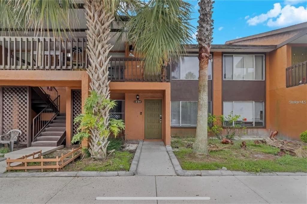 1234 SAGO PALM BOULEVARD UNIT 1234 - 2bd/2ba - $199,000 - KISSIMMEE, FL