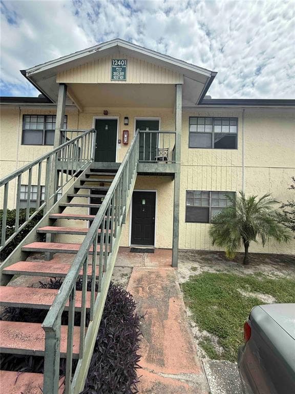 12401 HIBISCUS OAK PLACE UNIT 101 - Interior/Exterior Photo 2 - TAMPA, FL