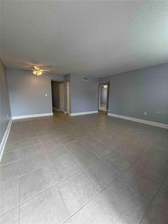 12401 HIBISCUS OAK PLACE UNIT 101 - Interior/Exterior Photo 3 - TAMPA, FL