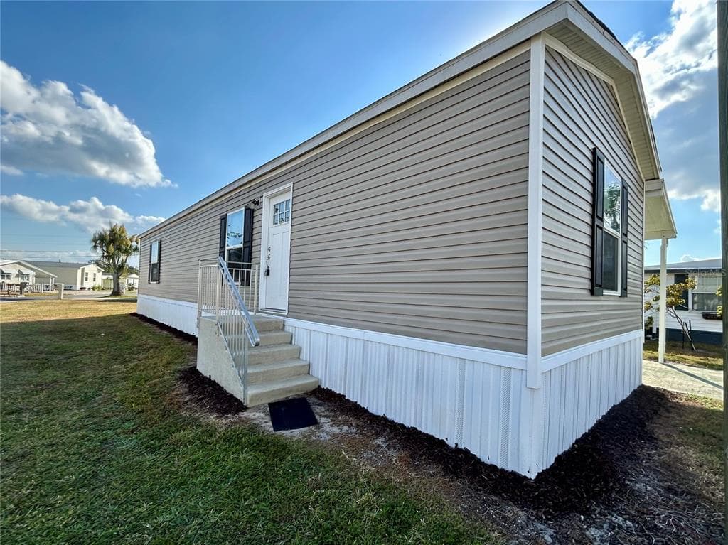 3039 HEATHER WAY - 2bd/2ba - $119,000 - LAKELAND, FL