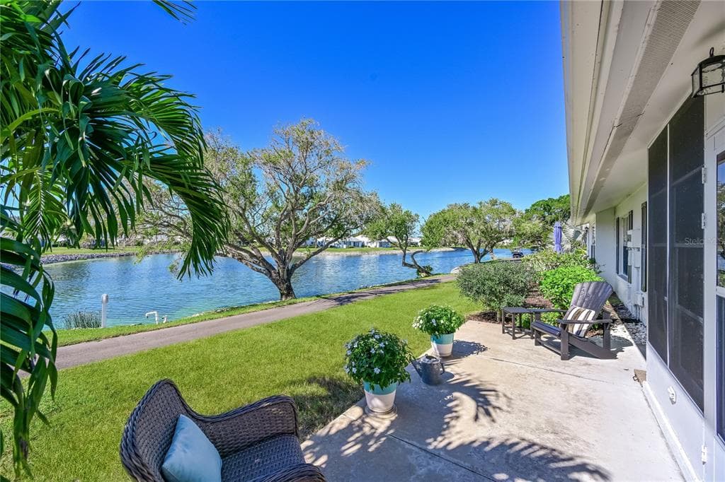 null - Interior/Exterior Photo 3 - BRADENTON, FL