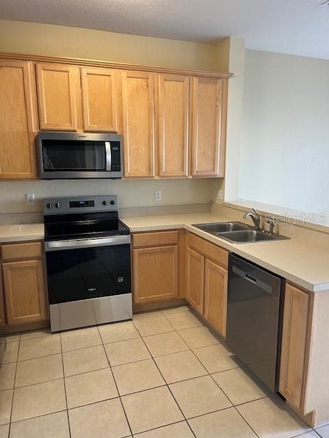 2061 WINTERSET DRIVE - Interior/Exterior Photo 3 - LAKELAND, FL