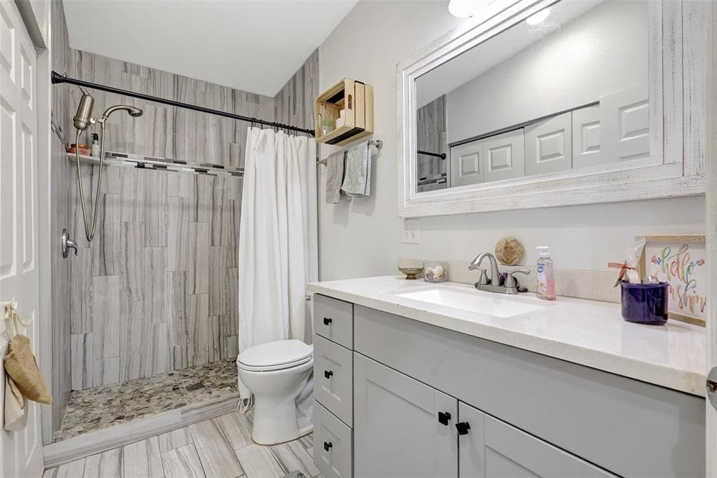 2425 21ST STREET UNIT B - Interior/Exterior Photo 3 - SARASOTA, FL