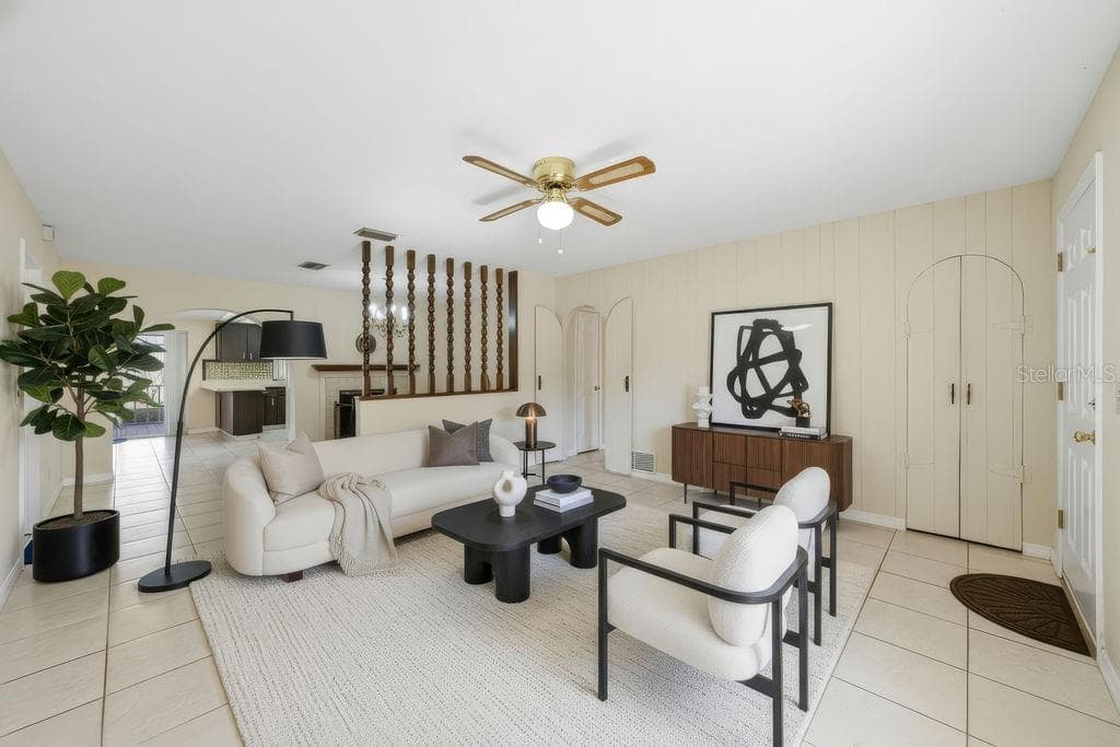 2105 W BARCLAY ROAD - Interior/Exterior Photo 4 - TAMPA, FL