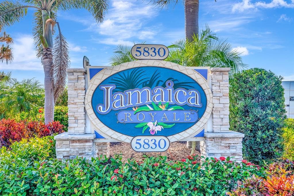 5830 MIDNIGHT PASS ROAD UNIT 61 - Interior/Exterior Photo 2 - SARASOTA, FL