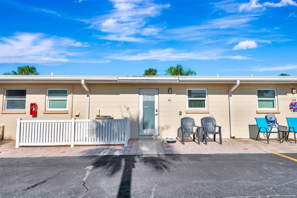 5830 MIDNIGHT PASS ROAD UNIT 61 - Interior/Exterior Photo 5 - SARASOTA, FL