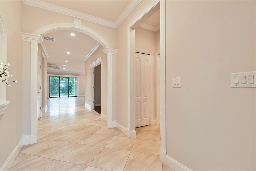 8112 36TH STREET E - Interior/Exterior Photo 5 - SARASOTA, FL