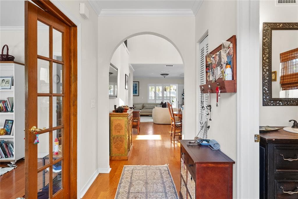 2023 S CAROLINA AVENUE UNIT A - Interior/Exterior Photo 2 - TAMPA, FL