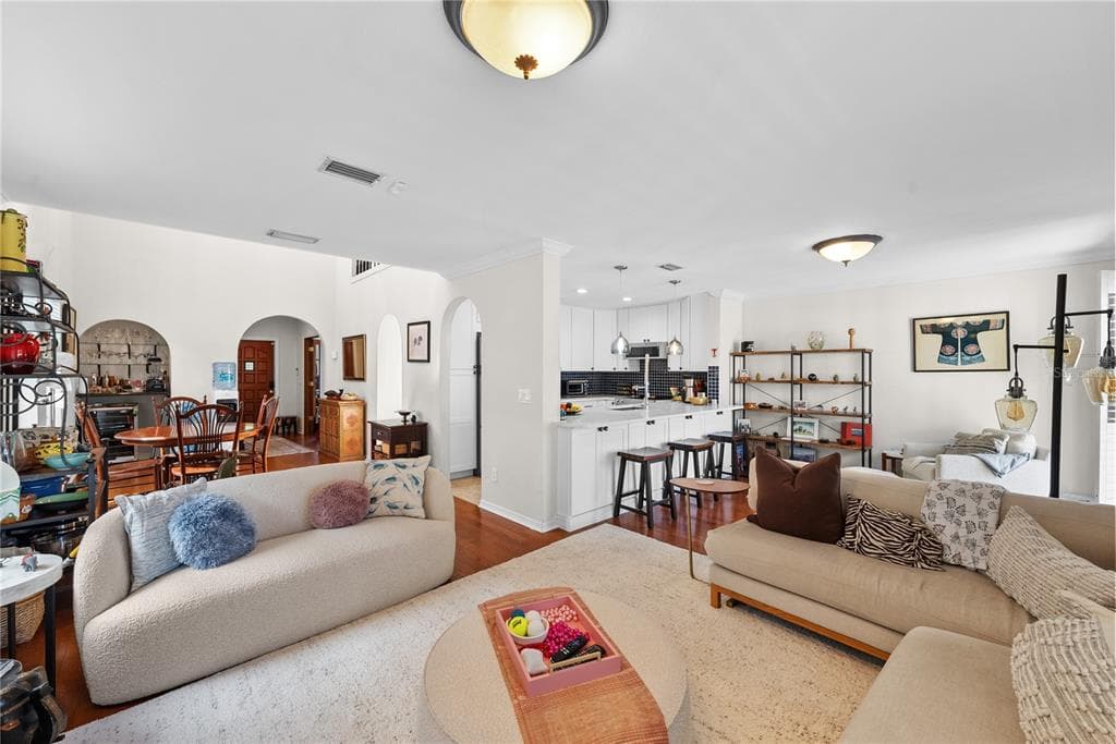 2023 S CAROLINA AVENUE UNIT A - Interior/Exterior Photo 5 - TAMPA, FL