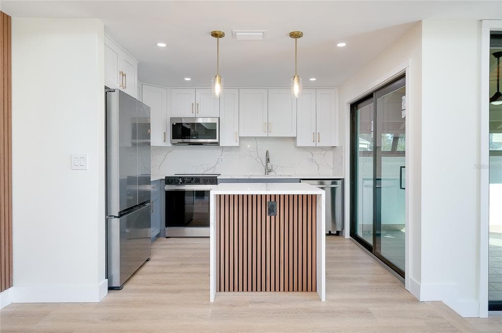 2221 MEADOWLAKE COURT UNIT A3 - Interior/Exterior Photo 5 - SARASOTA, FL