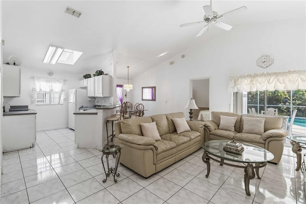 2384 FLAMINGO LAKES DRIVE - Interior/Exterior Photo 4 - KISSIMMEE, FL