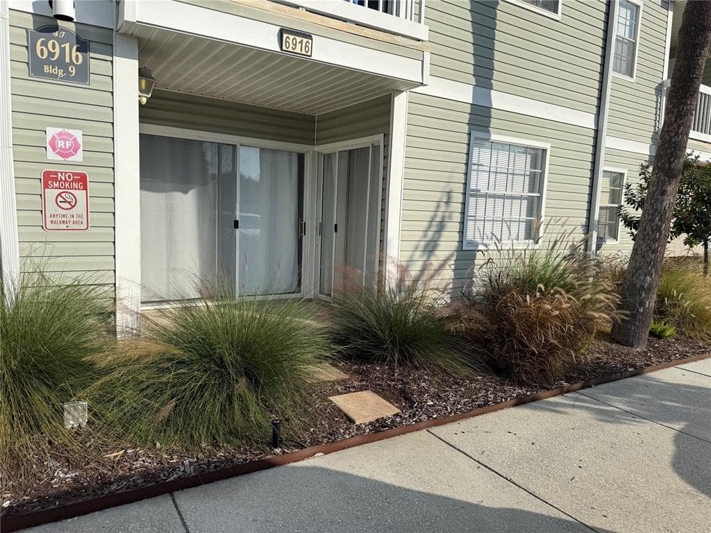 6916 STONES THROW CIRCLE N UNIT 9110 - Interior/Exterior Photo 2 - ST PETERSBURG, FL