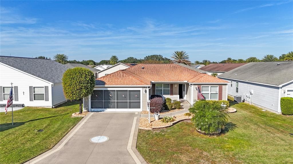 2469 ELDON PLACE - Interior/Exterior Photo 2 - THE VILLAGES, FL