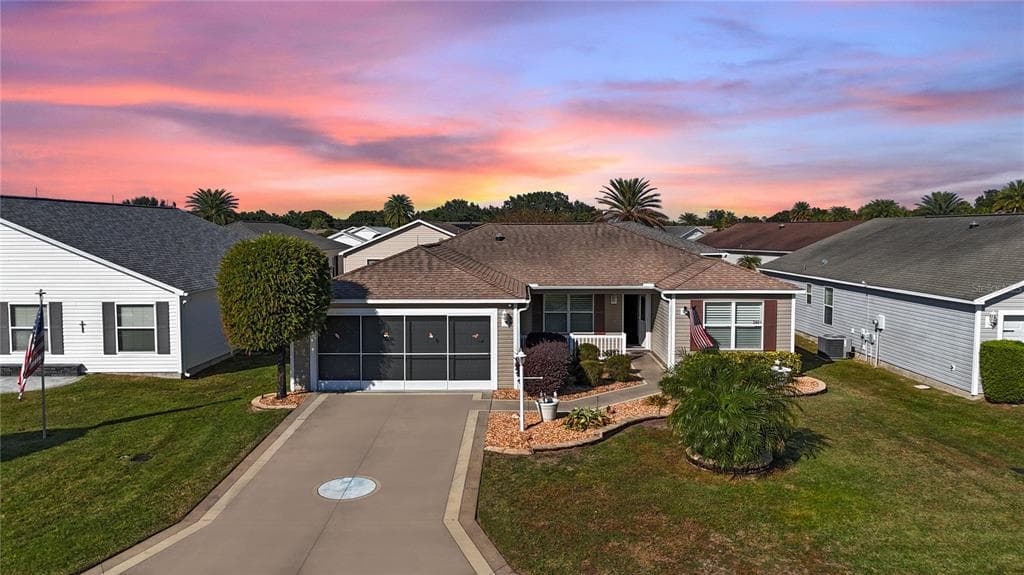 2469 ELDON PLACE - THE VILLAGES, FL - 3bd/2ba - $349,000