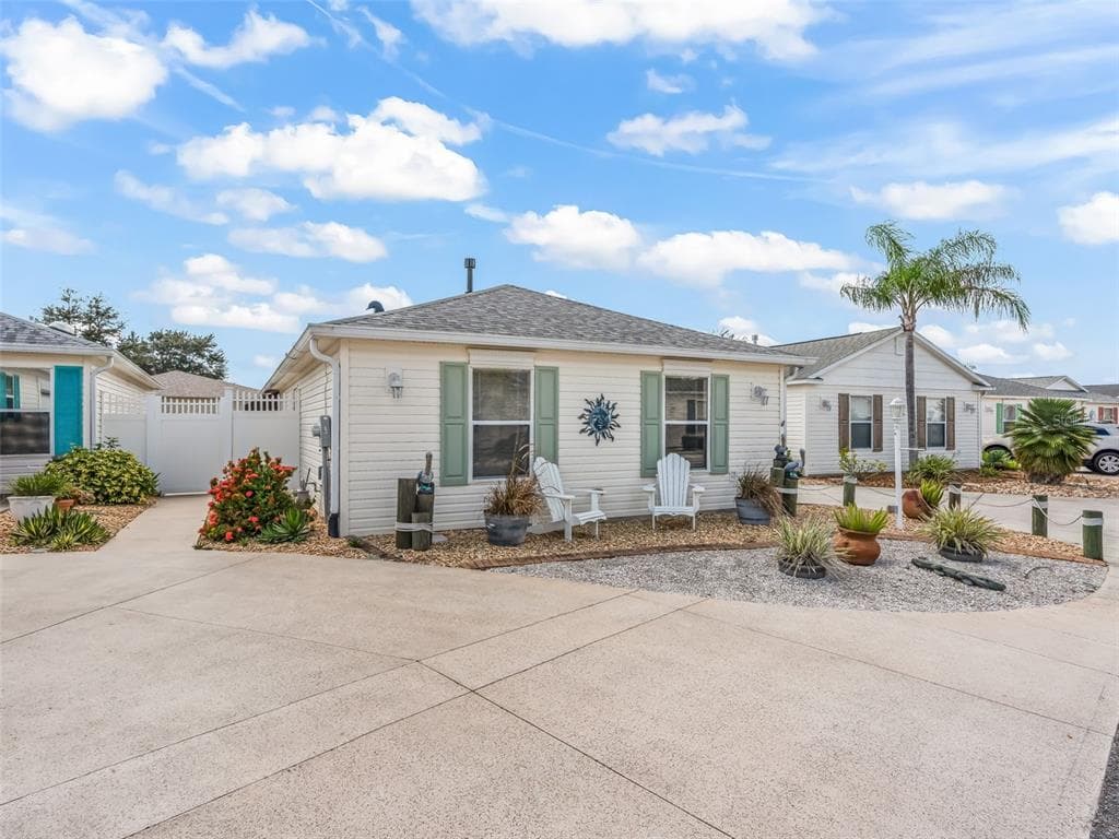 978 SMYRNA STREET - Interior/Exterior Photo 3 - THE VILLAGES, FL