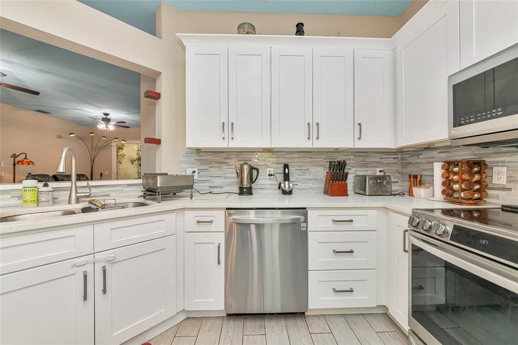 6241 FOXGLOVE LANE - Interior/Exterior Photo 5 - LAKEWOOD RANCH, FL