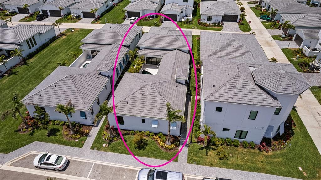 5910 RED MANGROVE LANE - Interior/Exterior Photo 5 - BRADENTON, FL