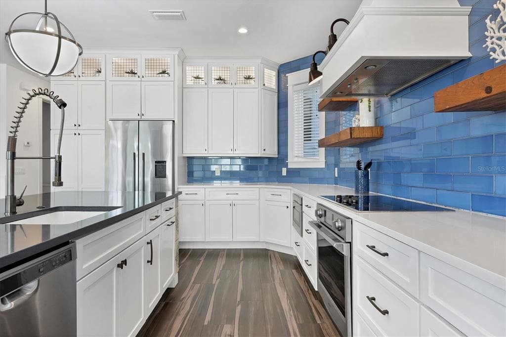 108 11TH STREET S - Interior/Exterior Photo 5 - BRADENTON BEACH, FL