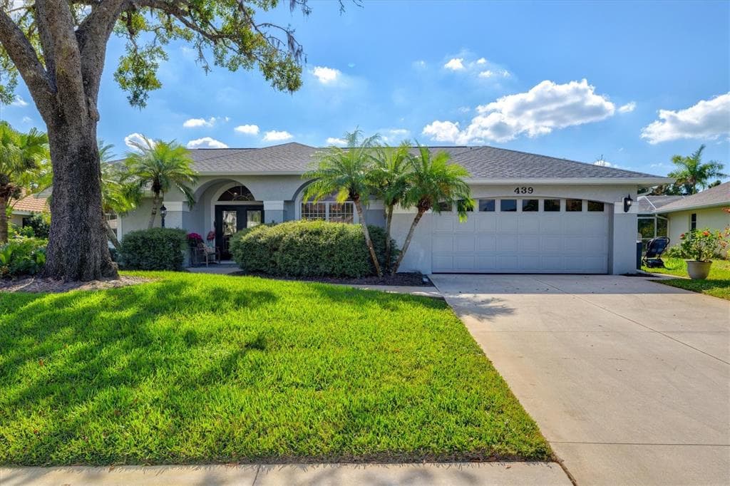 439 LAKE OF THE WOODS DRIVE - Interior/Exterior Photo 2 - VENICE, FL