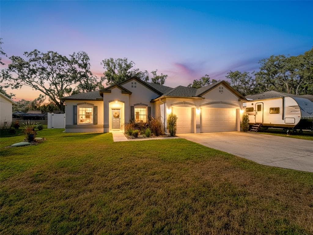 237 LEAFY WAY AVENUE