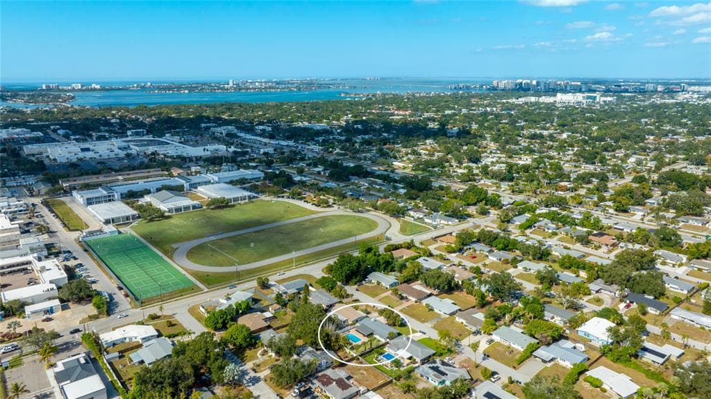 2424 HAMLIN LANE - Interior/Exterior Photo 5 - SARASOTA, FL