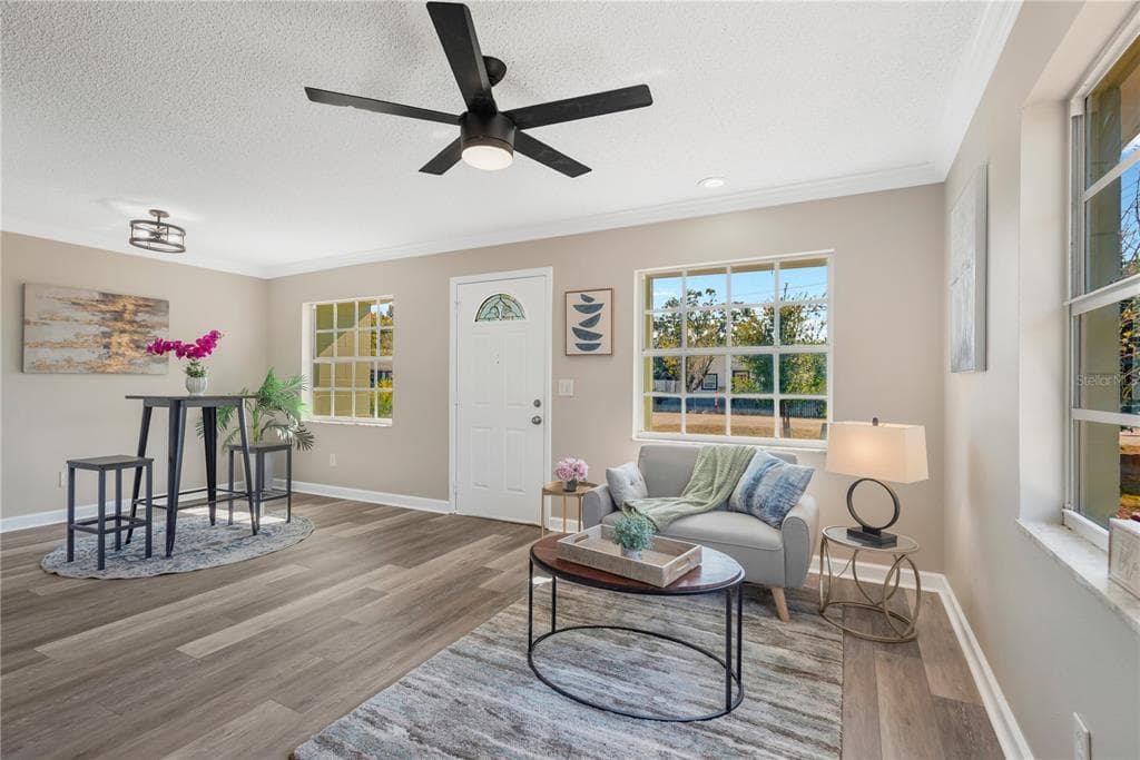 1721 W HUMPHREY STREET - Interior/Exterior Photo 3 - TAMPA, FL