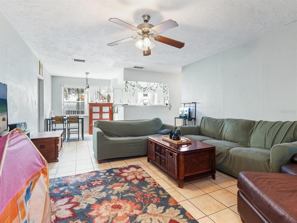 1907 HARVARD AVENUE - Interior/Exterior Photo 5 - BRADENTON, FL