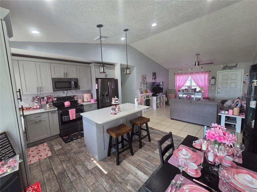 101 W CEDARWOOD CIRCLE - Interior/Exterior Photo 4 - KISSIMMEE, FL