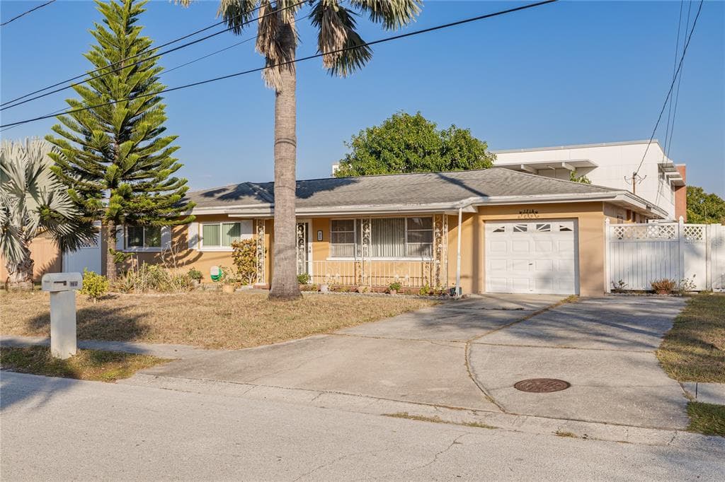 1715 N JEFFERSON AVENUE